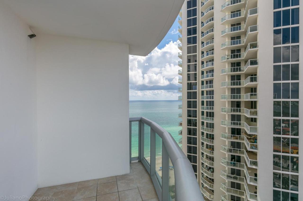 Ocean View 25Th Floor At Marenas Beach Resort By Ammosfl Miami Beach Exterior foto